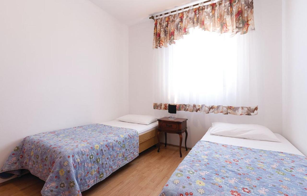 Apartman Mia Fazana Exterior photo